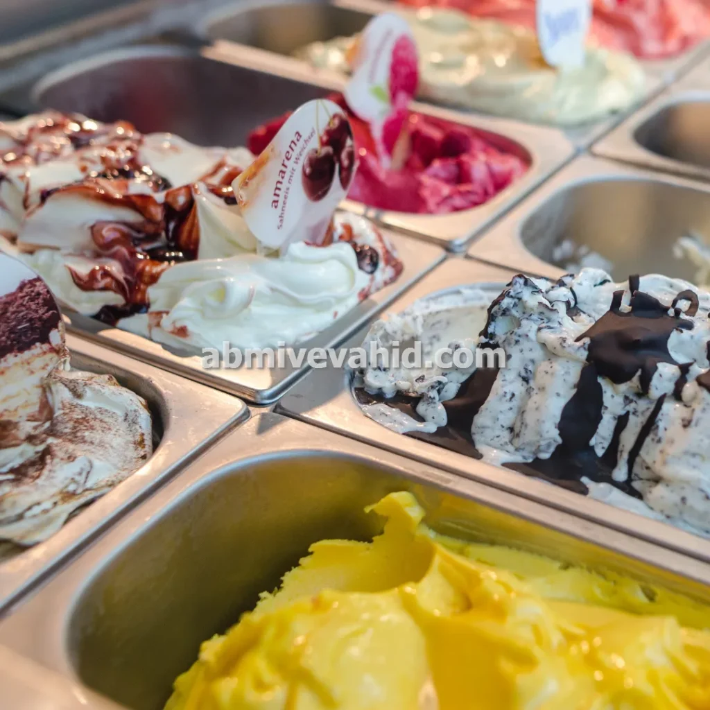 قیمت آبمیوه و بستنی در پردیس